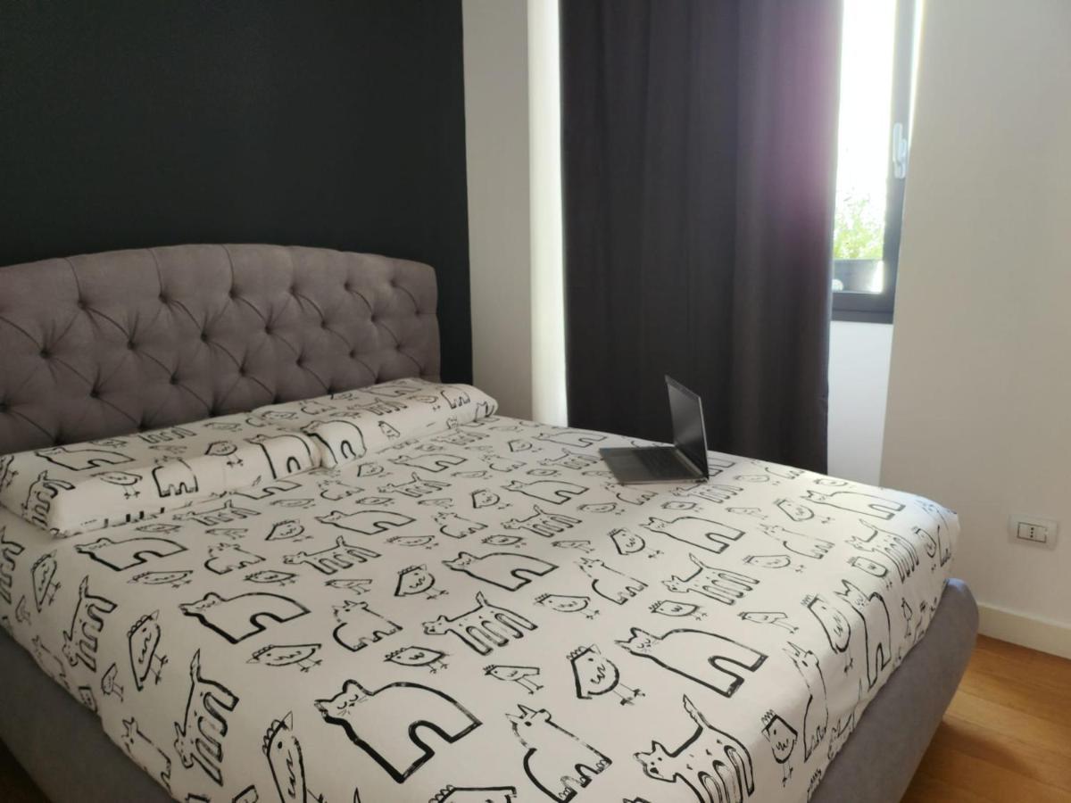 Suite Via Roma 107 Sassari Bagian luar foto
